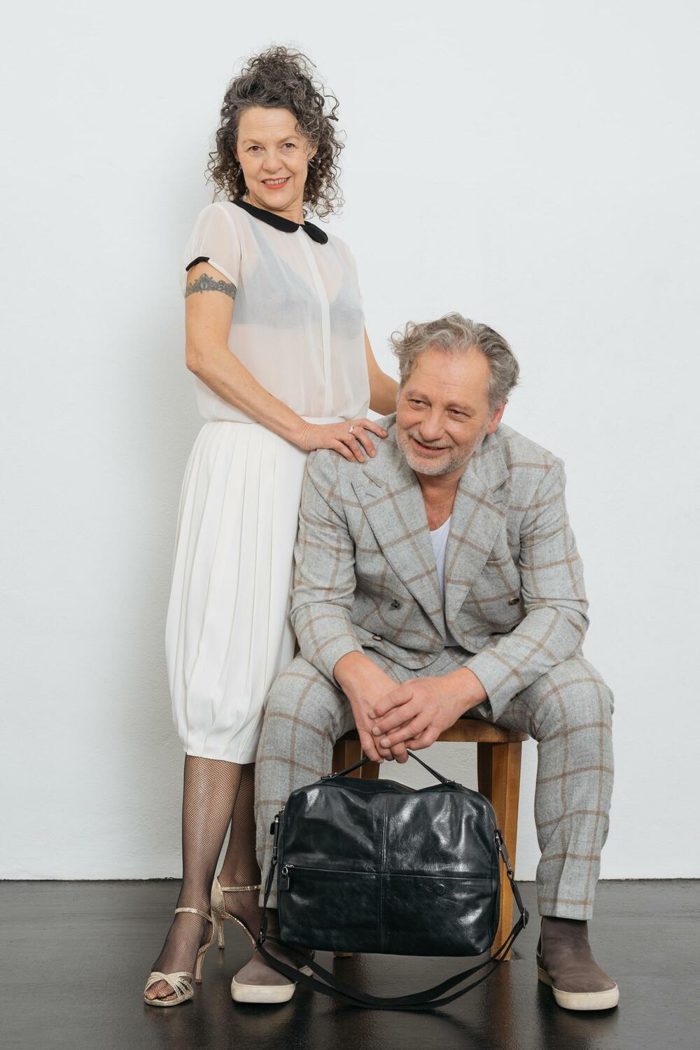 THE MILLER - Unisex Handtasche aus schwarzem Leder