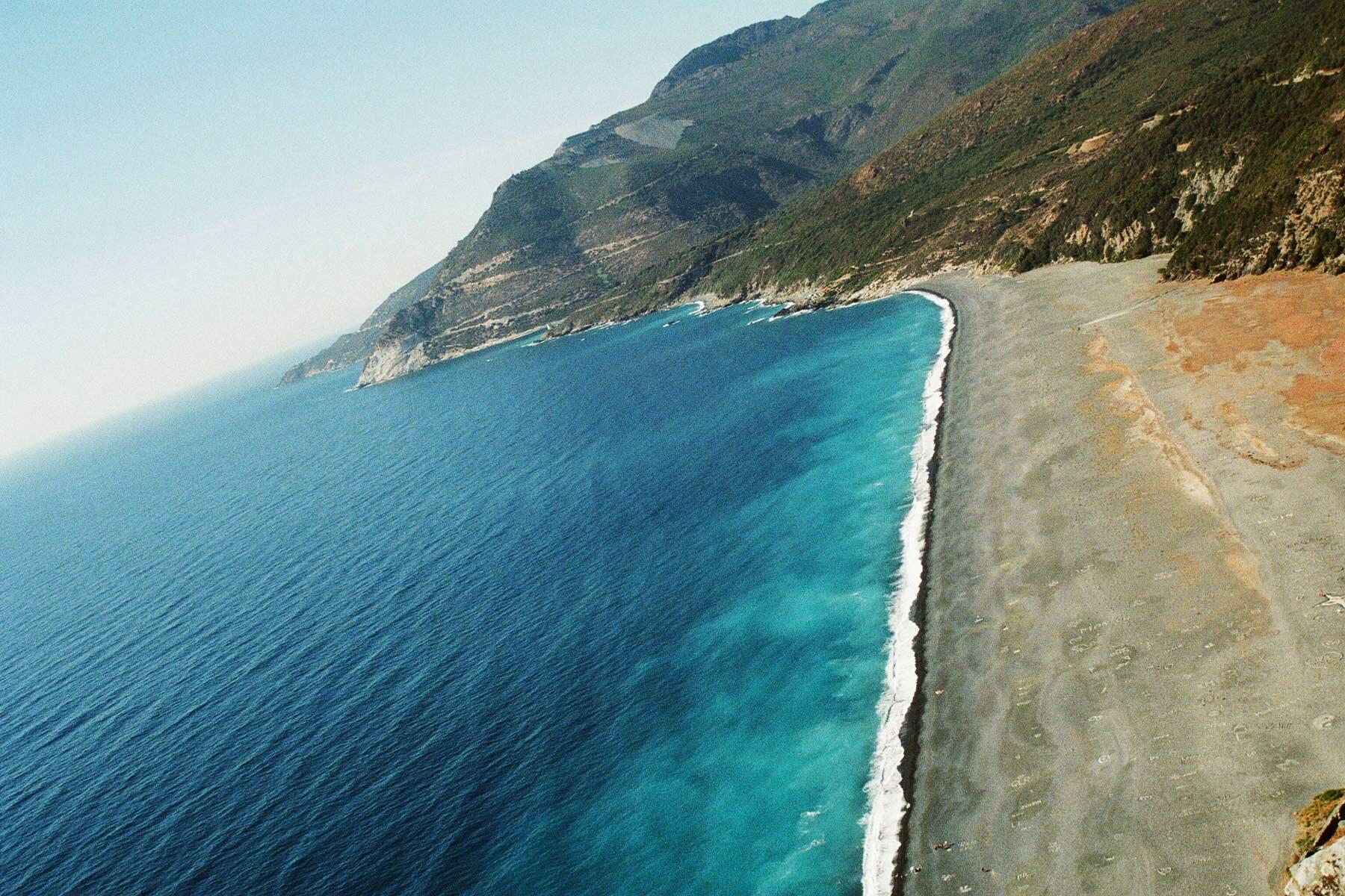 INA KENT Travelguide – Korsika – Strand von Nonza