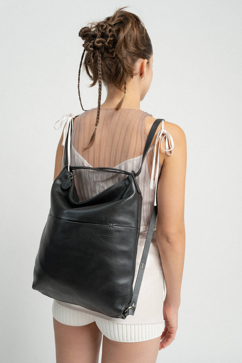 SHER ed.1 pure black – INA KENT Online Store