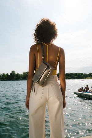 NELL ed.1 crackled anthra