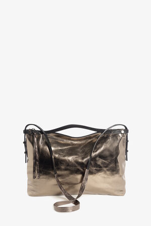 INA KENT Umhängetasche in Goldmetallic mit schwarzem Rand und passendem Metallic-Riemen vor einem schlichten weißen Hintergrund.