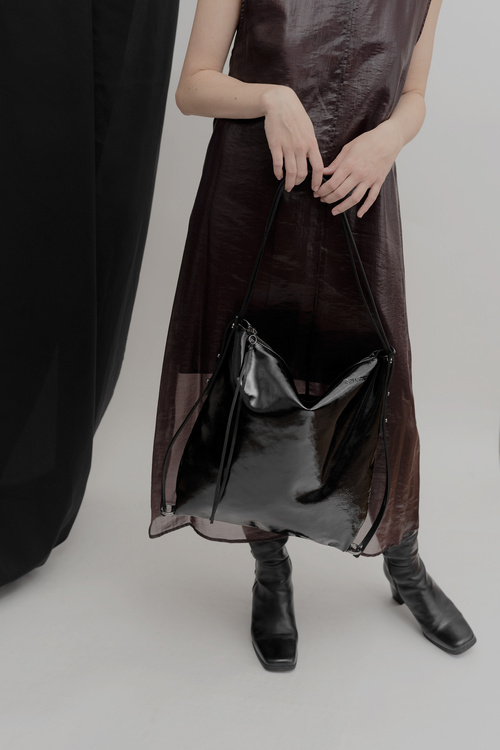 Versatile spacious INA KENT handbag made of black patent leather AMPLE ed.1 patent black